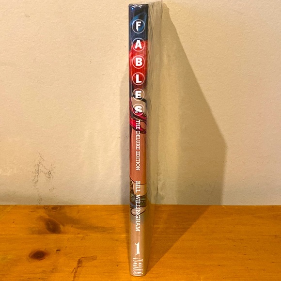 Fables: the Deluxe Edition Book One by Bill Willingham (2009, Hardcover, Deluxe) - Picture 6 of 10